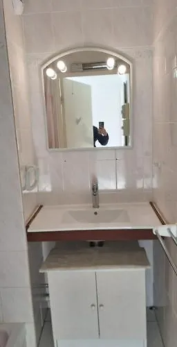 Cap D'agde Antinea, Rochelongue, Piscine Et Parking アグド