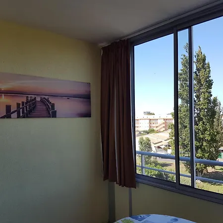 Apartment Cap D'agde Antinea, Rochelongue, Piscine Et Parking
